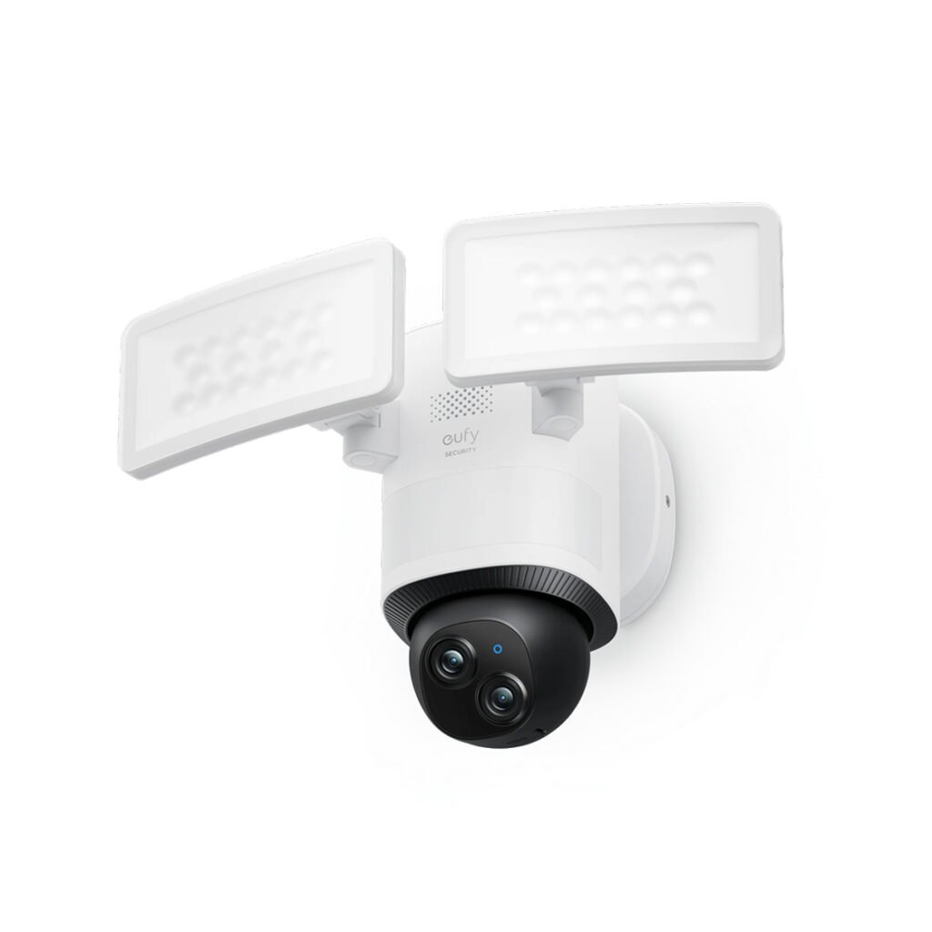 CÁMARA IP EUFY CON REFLECTOR LED – PTZ – 2880 X 1620 – MONTAJE EN PARED